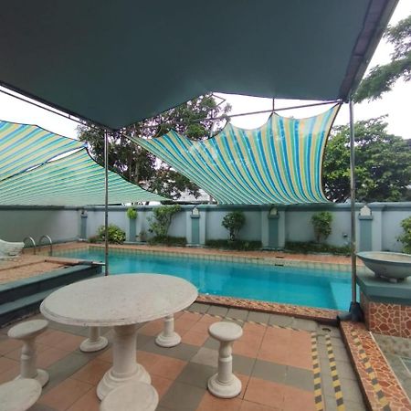 Vila Princess,Sentul 4Bedroom Dan Tenda Camping,Private Pool, Tenis Meja, Mini Billiard, Karaoke, Ayunan,Bbq, 08Satu3 80Satu6 4Satu5Satu 茂物 外观 照片