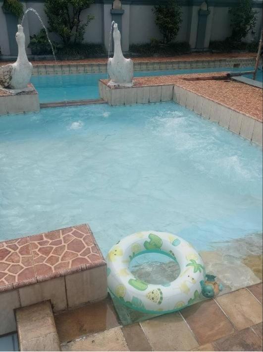 Vila Princess,Sentul 4Bedroom Dan Tenda Camping,Private Pool, Tenis Meja, Mini Billiard, Karaoke, Ayunan,Bbq, 08Satu3 80Satu6 4Satu5Satu 茂物 外观 照片