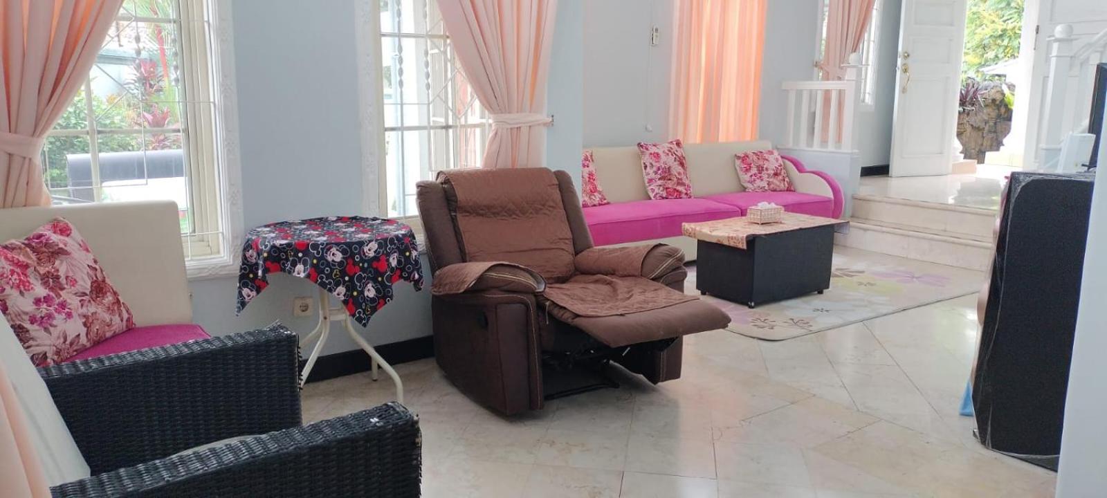 Vila Princess,Sentul 4Bedroom Dan Tenda Camping,Private Pool, Tenis Meja, Mini Billiard, Karaoke, Ayunan,Bbq, 08Satu3 80Satu6 4Satu5Satu 茂物 外观 照片