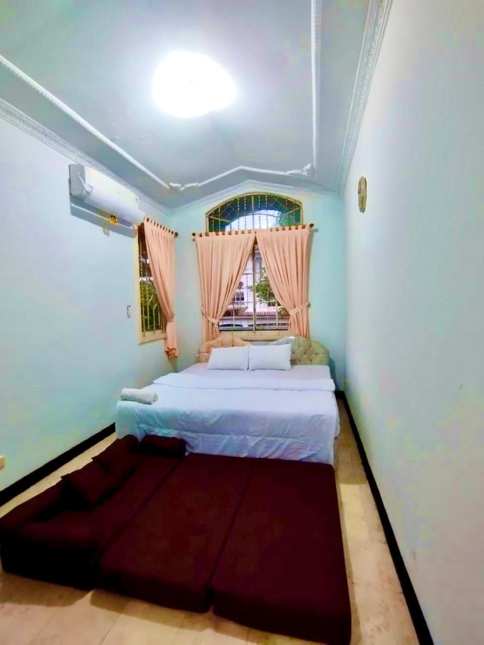 Vila Princess,Sentul 4Bedroom Dan Tenda Camping,Private Pool, Tenis Meja, Mini Billiard, Karaoke, Ayunan,Bbq, 08Satu3 80Satu6 4Satu5Satu 茂物 外观 照片