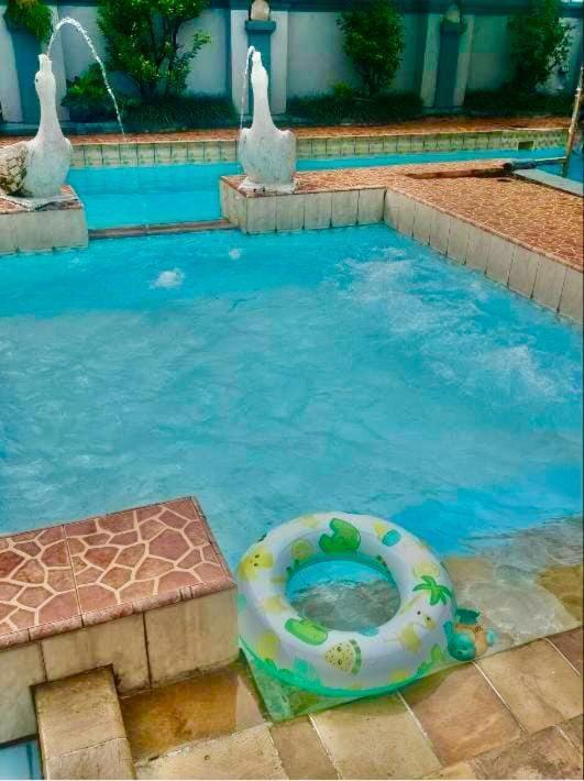 Vila Princess,Sentul 4Bedroom Dan Tenda Camping,Private Pool, Tenis Meja, Mini Billiard, Karaoke, Ayunan,Bbq, 08Satu3 80Satu6 4Satu5Satu 茂物 外观 照片