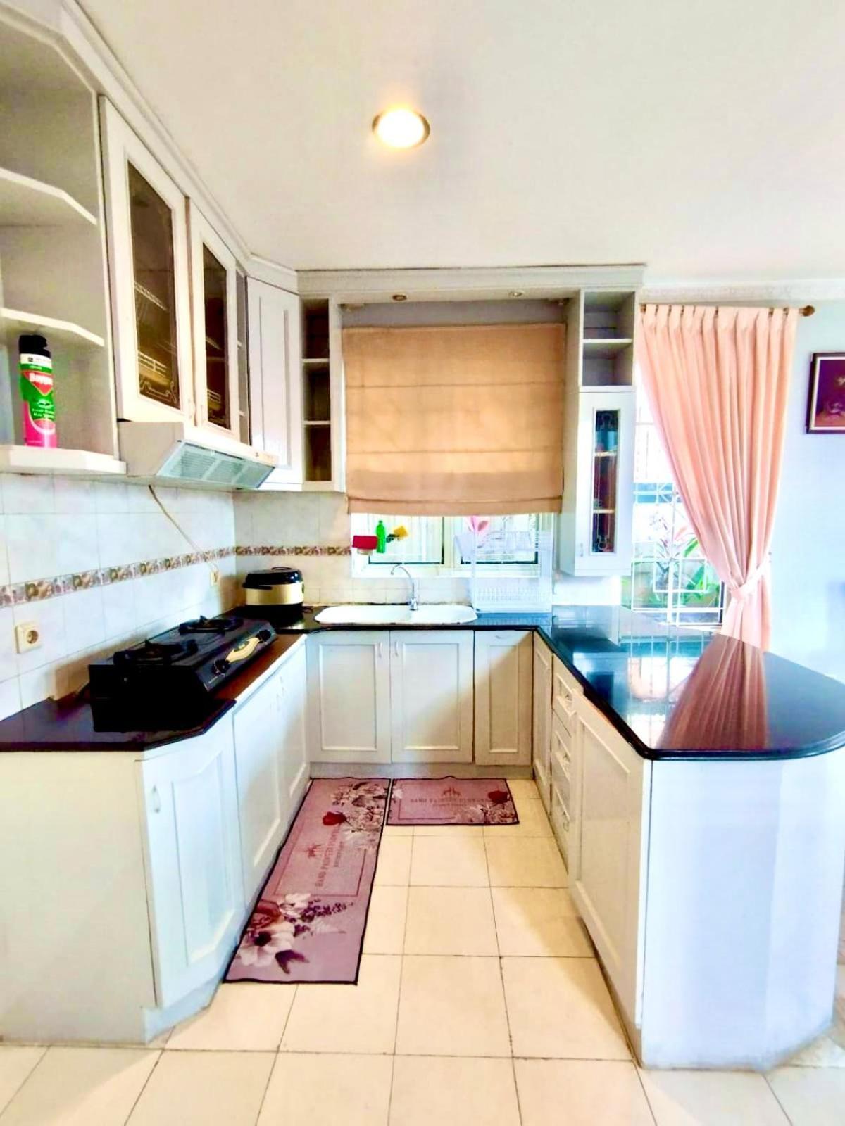 Vila Princess,Sentul 4Bedroom Dan Tenda Camping,Private Pool, Tenis Meja, Mini Billiard, Karaoke, Ayunan,Bbq, 08Satu3 80Satu6 4Satu5Satu 茂物 外观 照片
